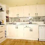 Levon Accommodation